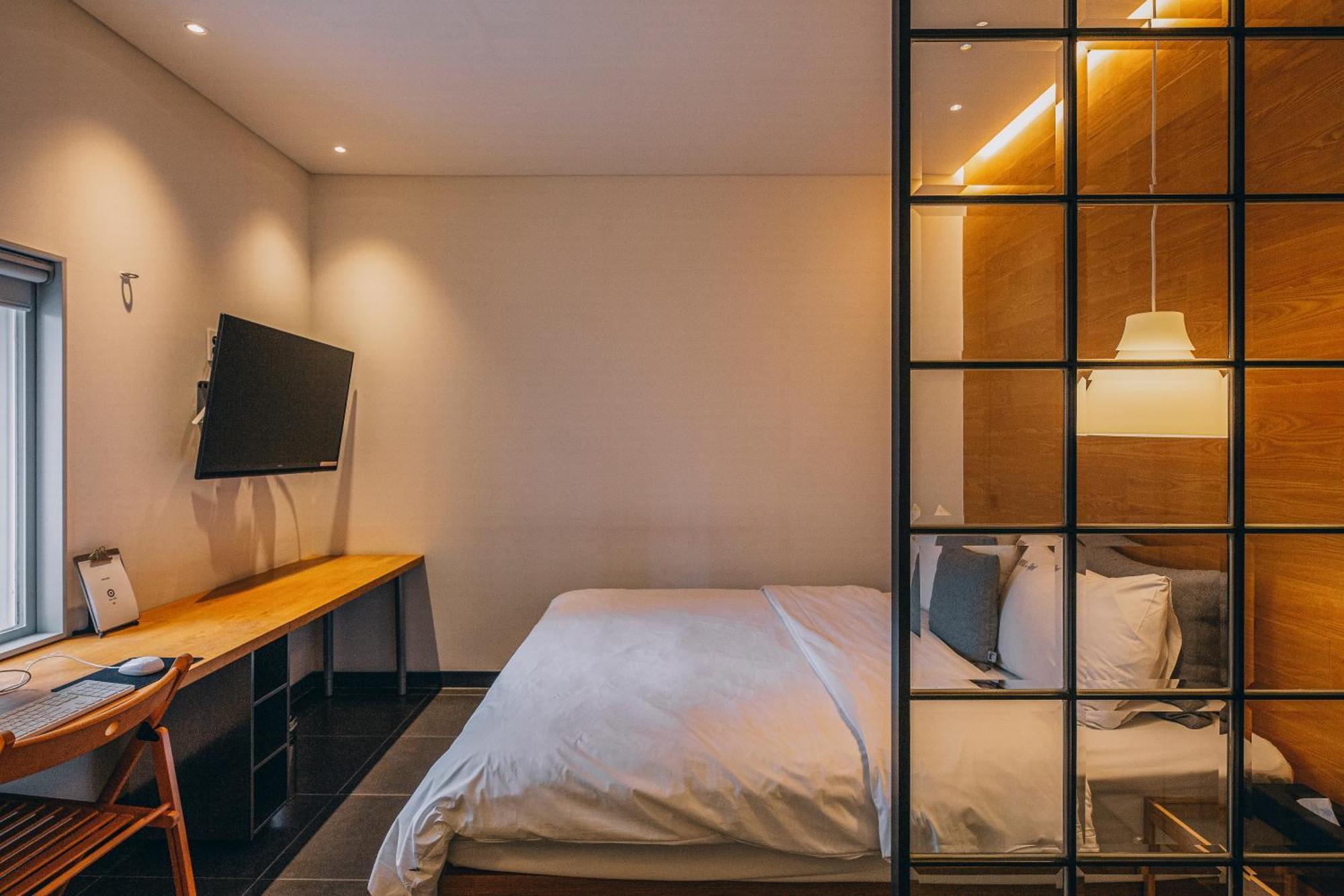 Gwangju Hotel The Spot Gwangju Metropolitan City Exterior photo