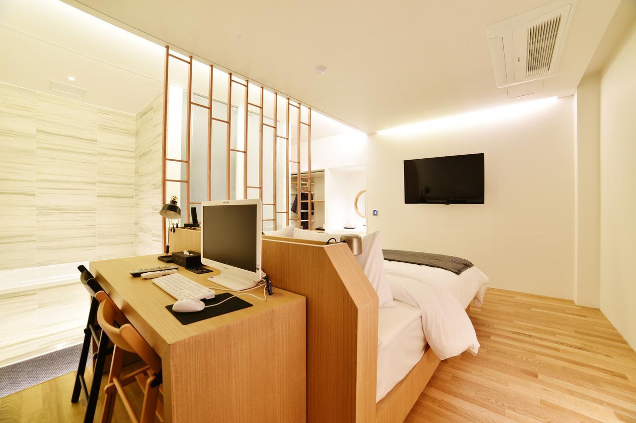 Gwangju Hotel The Spot Gwangju Metropolitan City Exterior photo